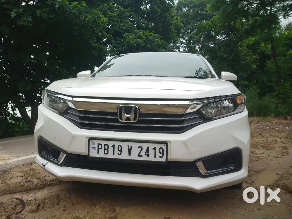 Honda Amaze 2023 Petrol Well Maintained and comfortable in long drive