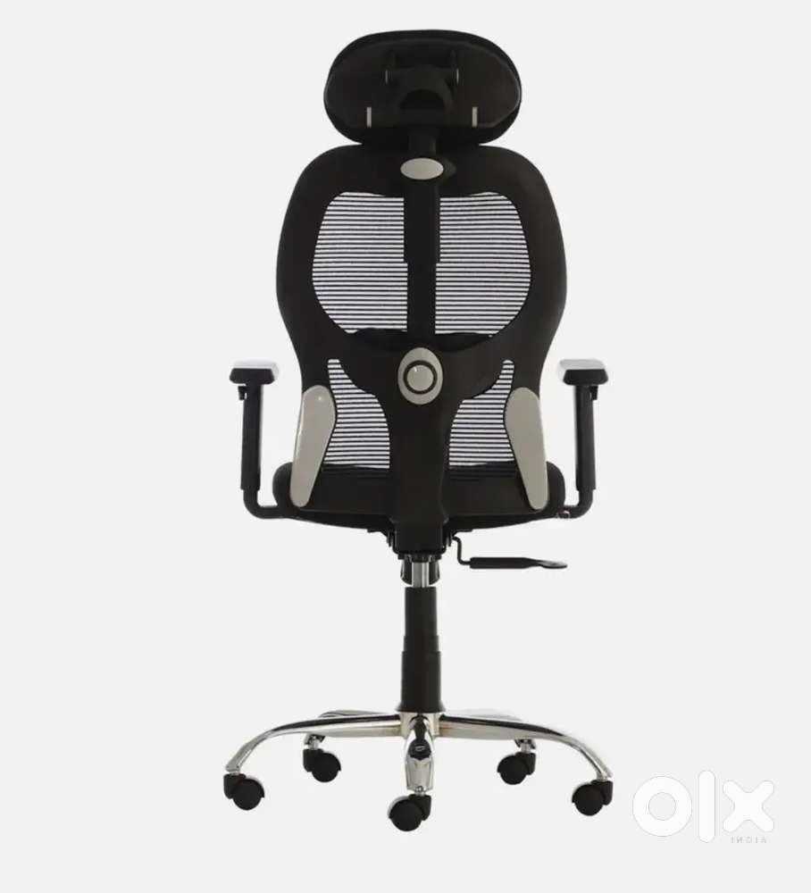Ergonomic Head Rest Revolving chair