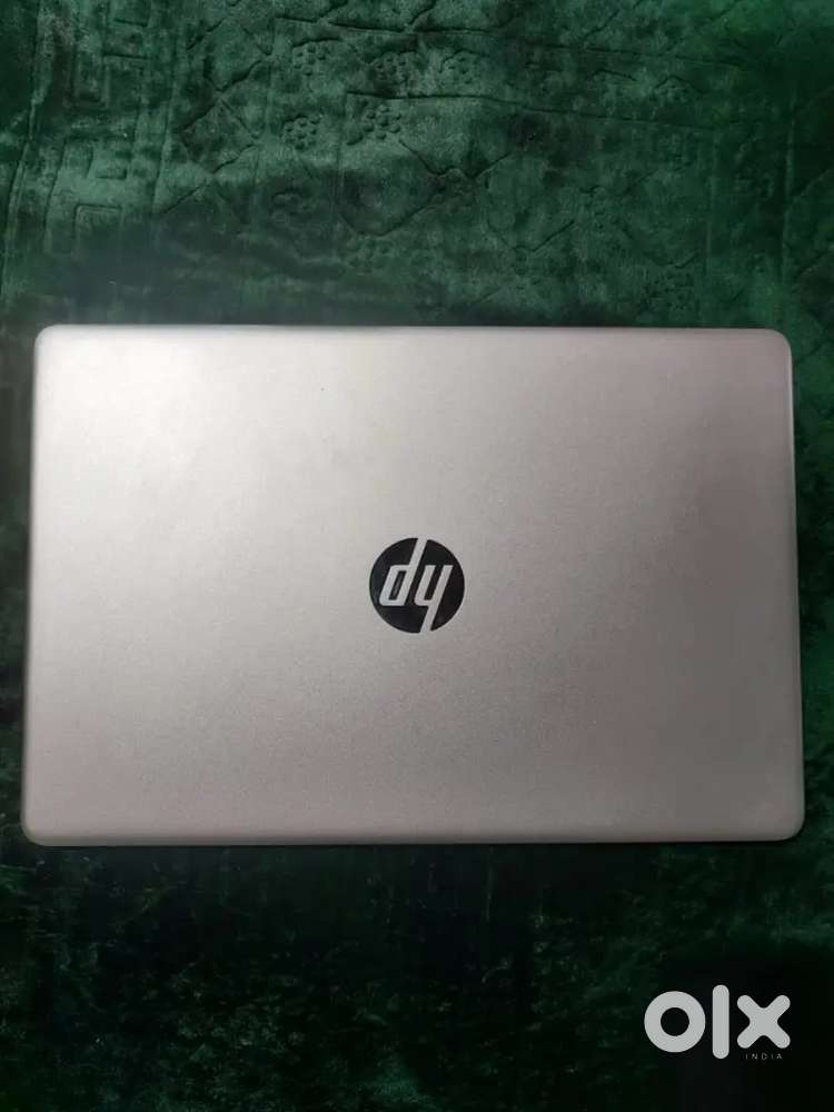 HP 15S--- i5 ---11th generation--graphics card iris