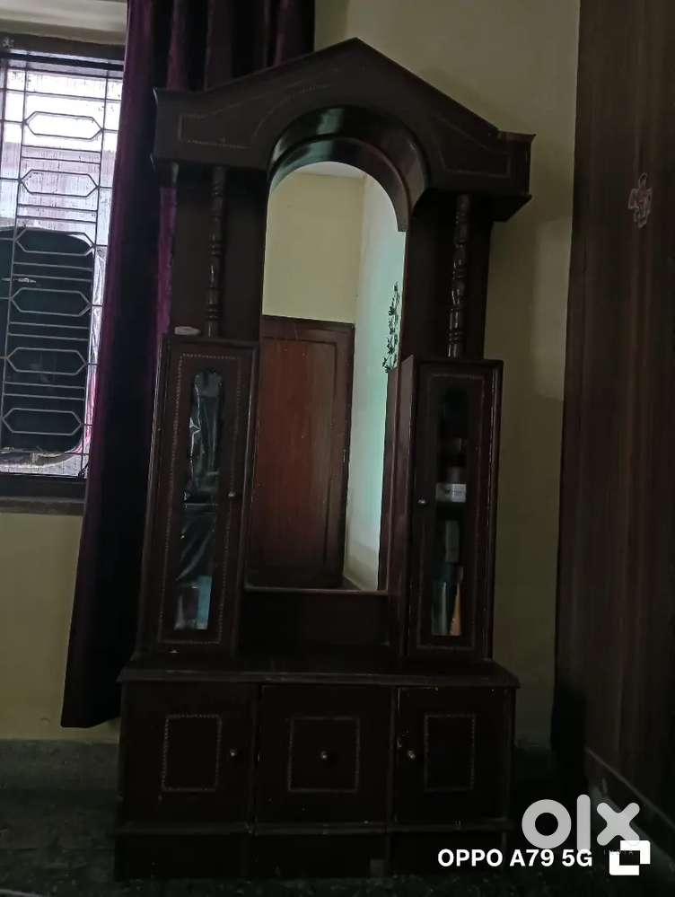 Dressing table in good condition with heavy wood
