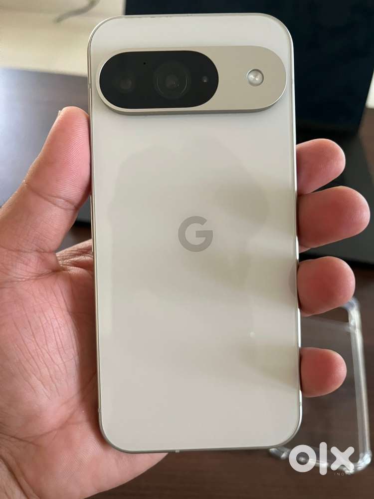 Google Pixel 9 12-256 white