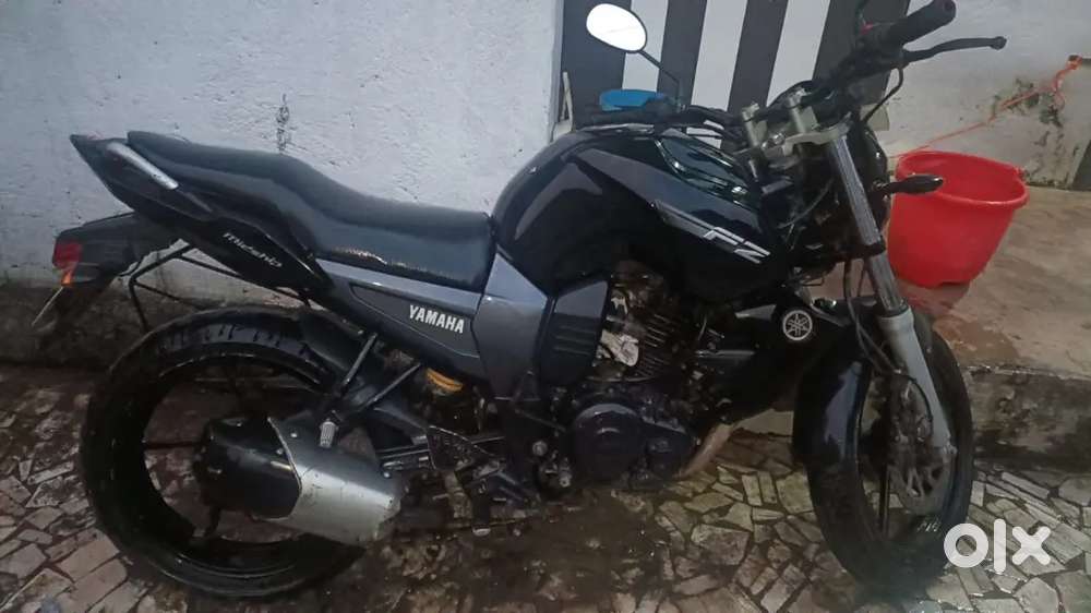 YAMAHA FZ BLACK