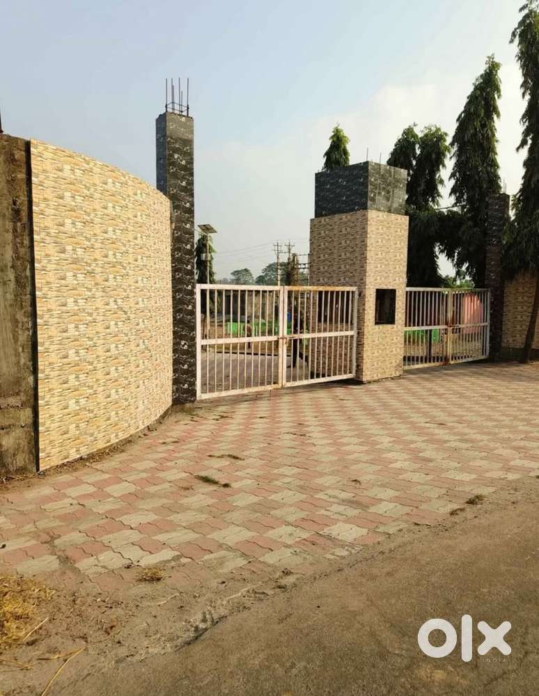 Gated land, security system, 20 feet metal road,