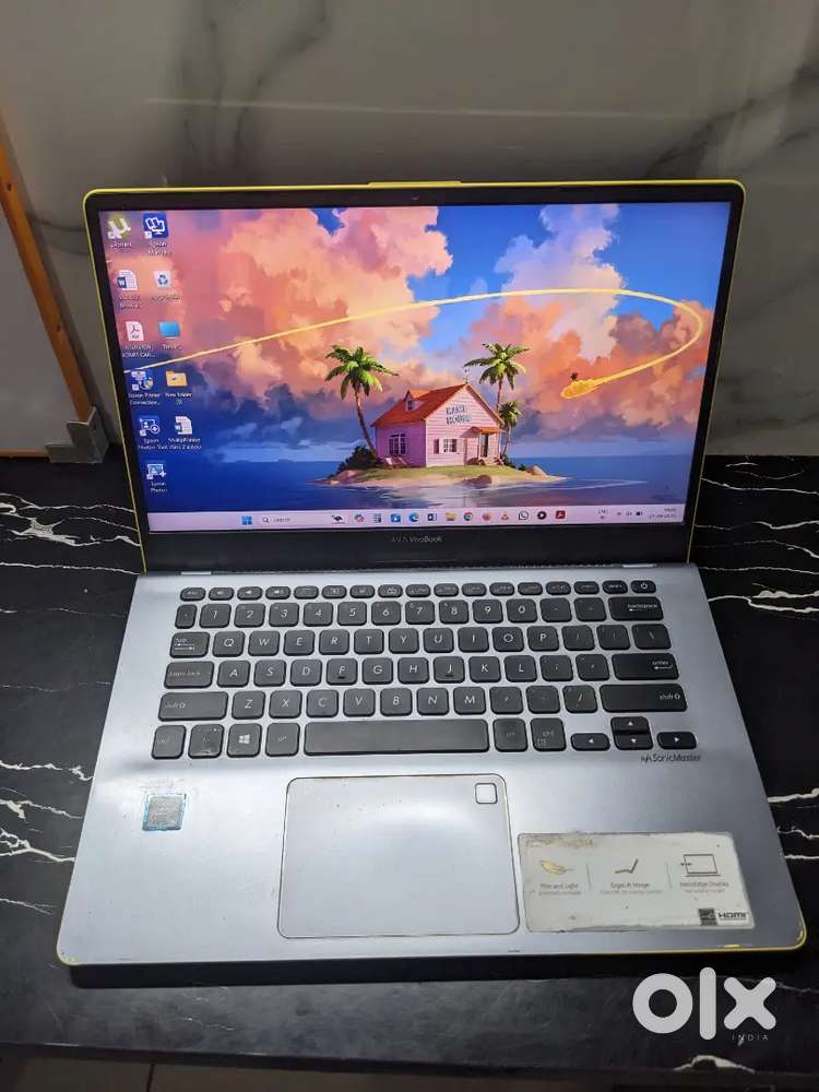 Asus VivoBook S14 Rs.20000