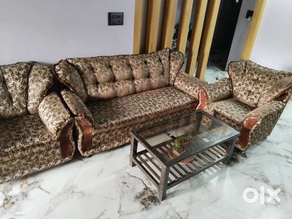 3+1+1 Sofa with. Center Table