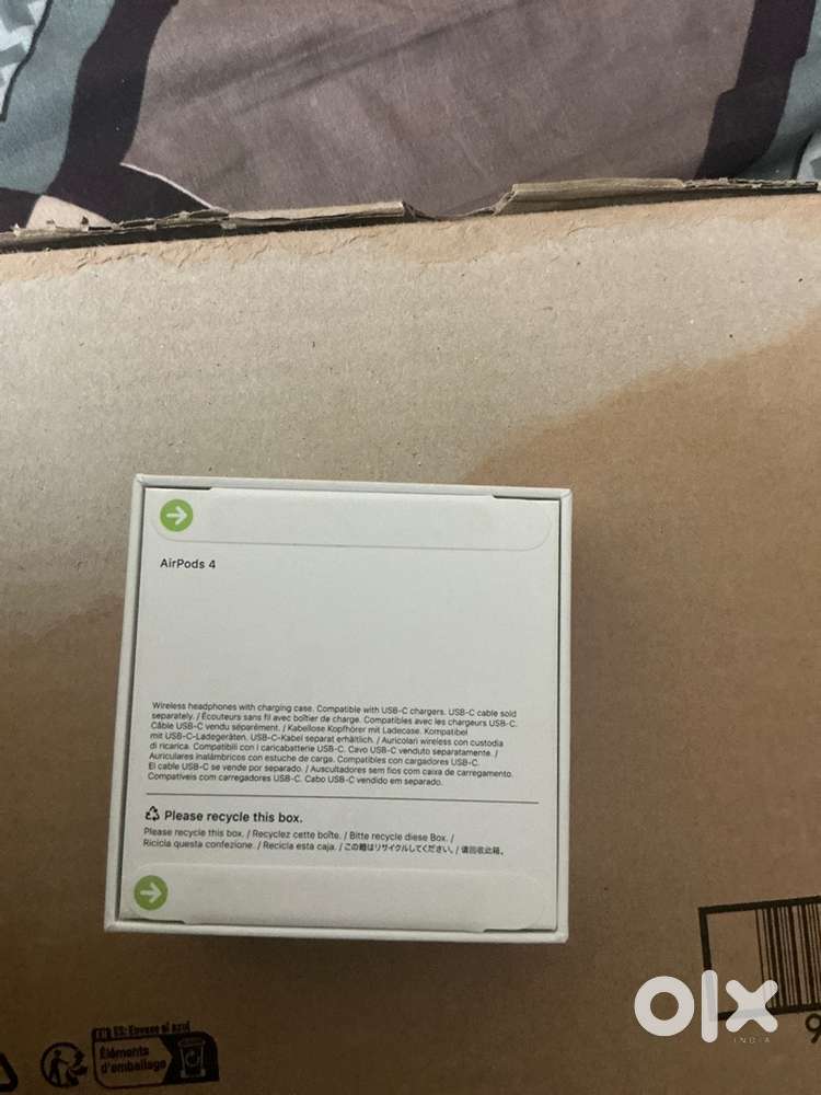 Apple AirPods4