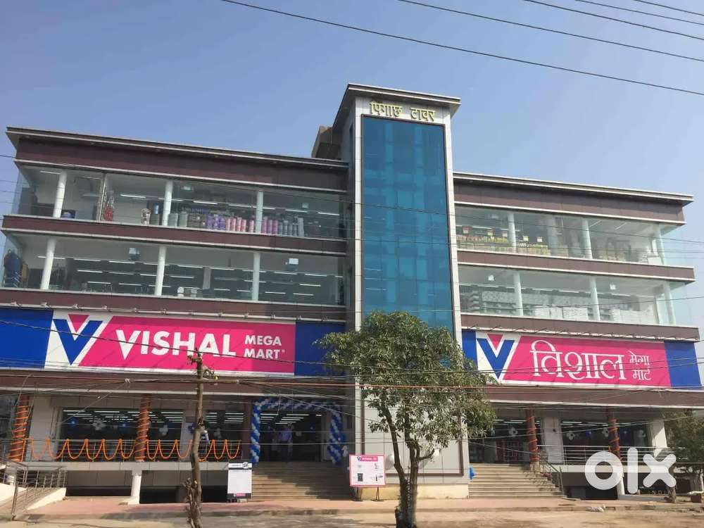VISHAL MEGA MART Boys And Girls Fresher And Experience Apply Now.