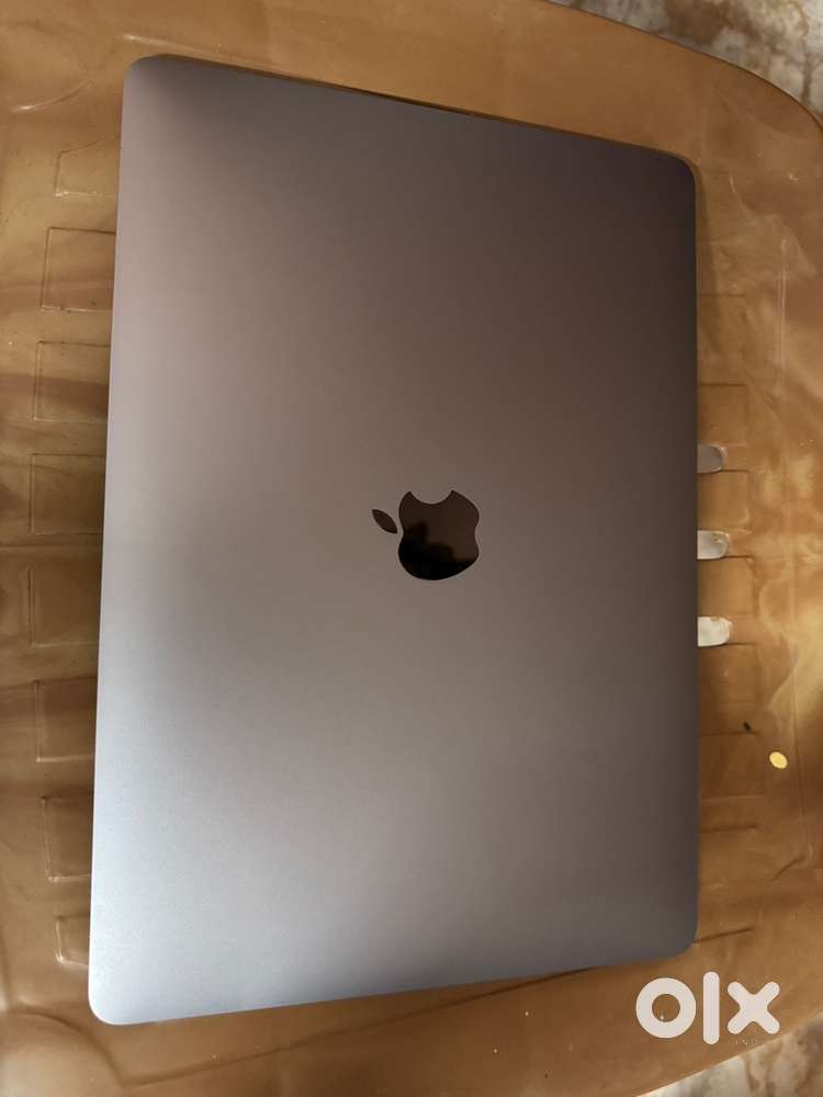MacBook Air 2020 M1 in mint condition
