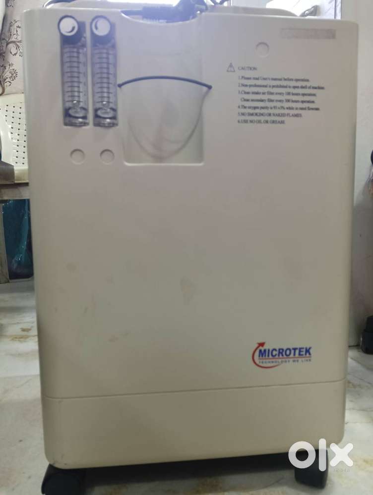 Microtek Oxygen concentrator 10liters(Dual Flow) and hospital bed