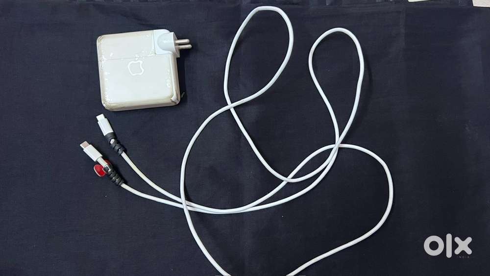 APPLE 96wats ORIGINAL CHARGER & 2m cable(CTOC)negotiated