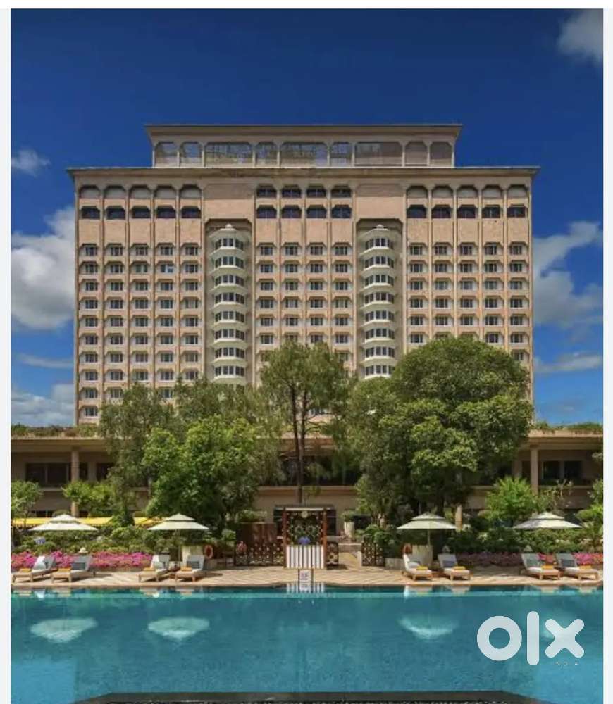 5 star hotel in urgent Waiter required