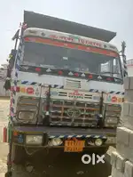Tata hyva 12 wheeler Bs4 crown