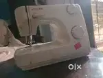 Singer electronic machine
