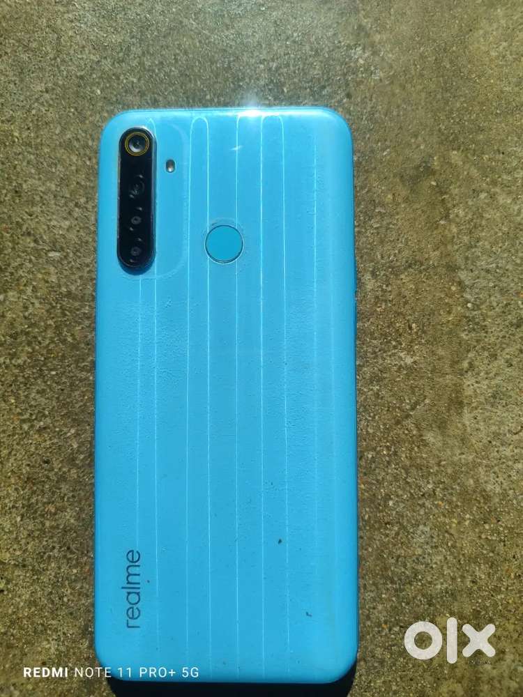 Realme Narzo 10 , 4 yrs of age
