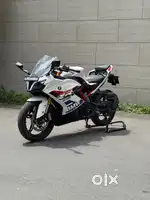 ONLY 5 MONTHS OLD BMW G310 RR