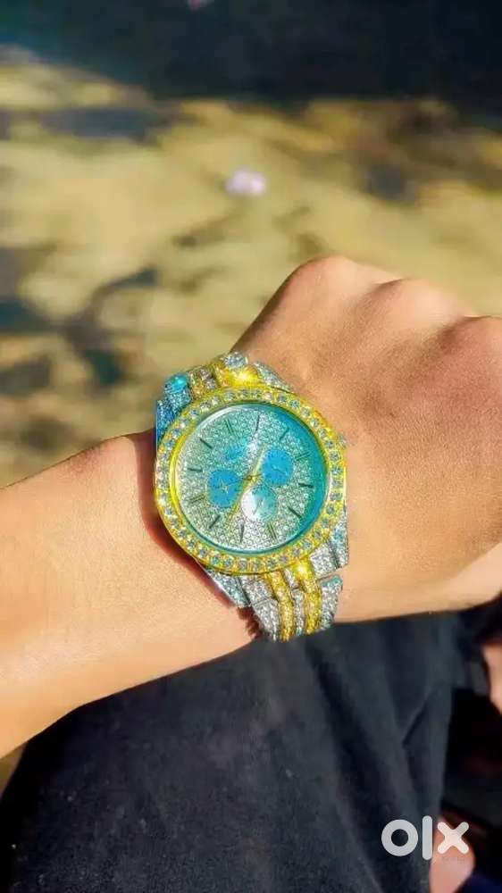 Classic watch