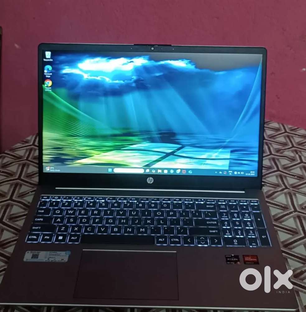 HP Laptop Model 15-fc0389AU AMD RYZEN 5