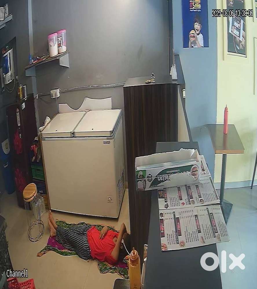 400 liter deep fridge