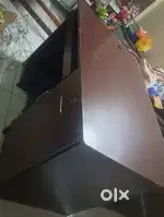 Computer table for sale