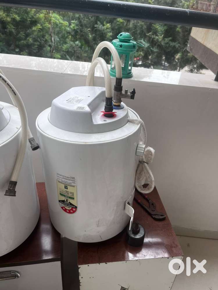 2 years old bajaj new shakti geyser