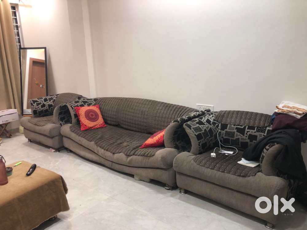 sofa for sell