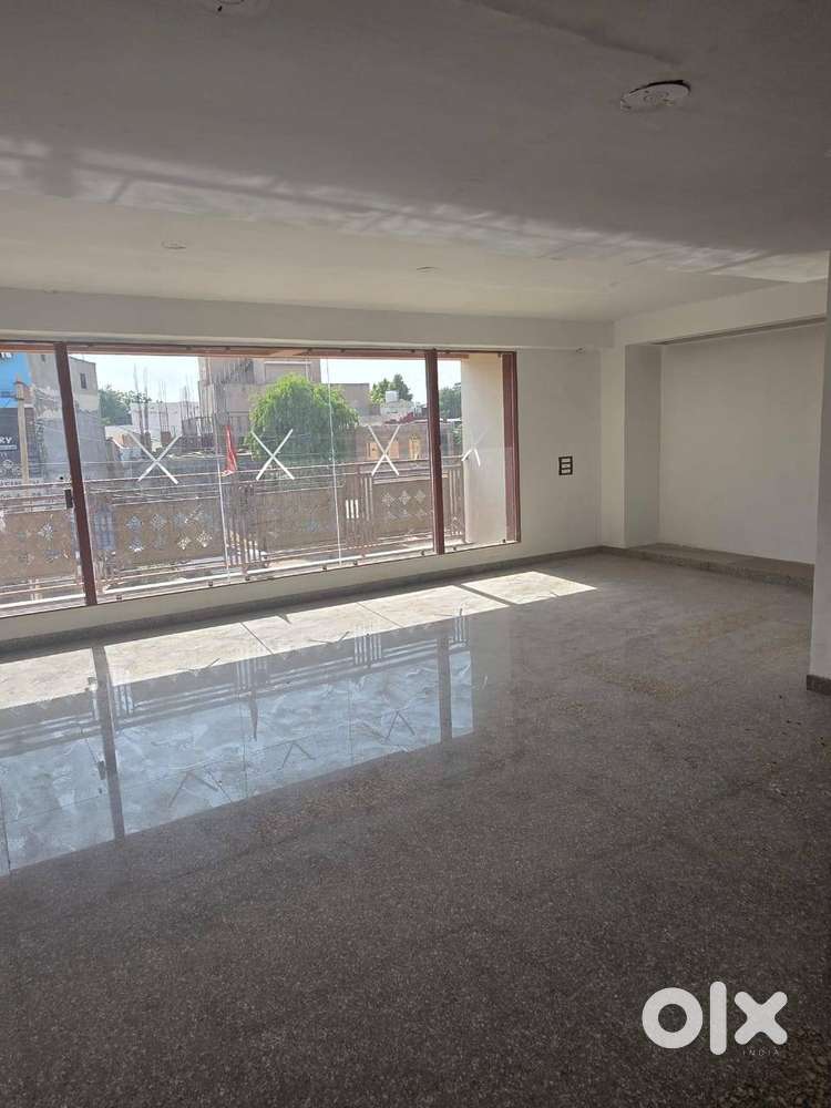 Big Size Space Of Commercial Use For Rent