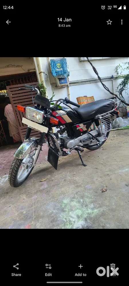 CD 100 SS, new painting