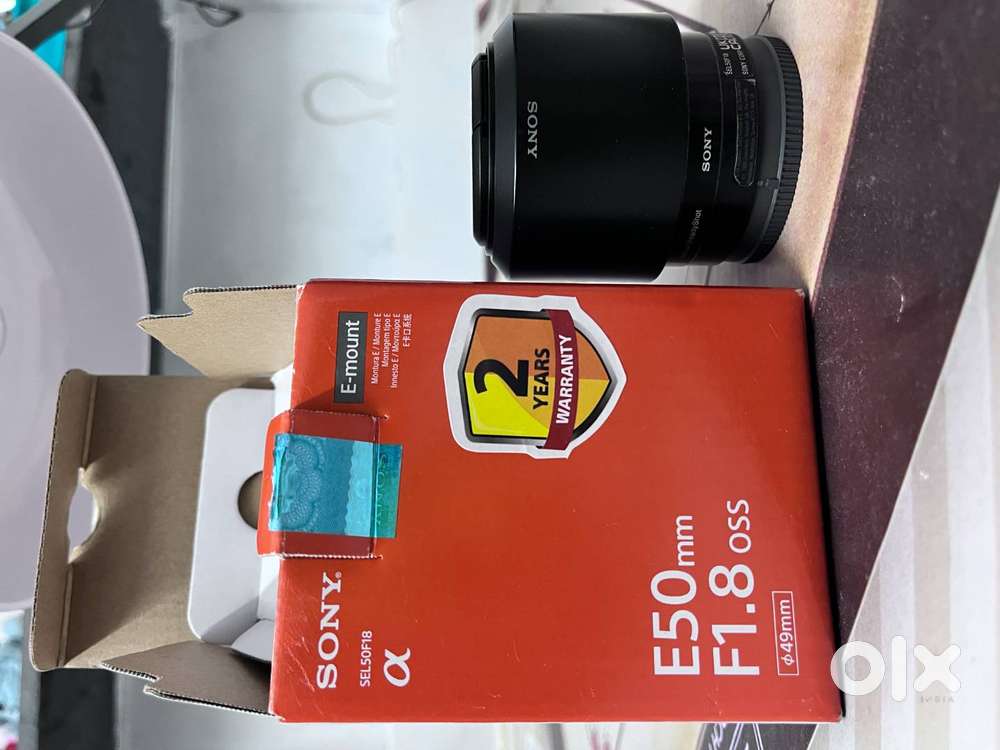 Sony E Mount FE 50mm F1.8 OSS APS-C Lens (SEL50F18)