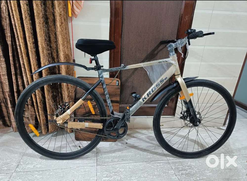 Kross road bike (bicycle) (cycle)