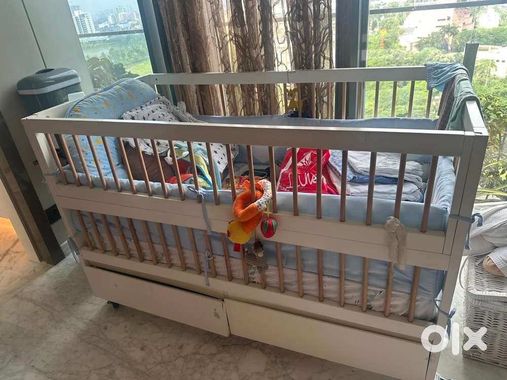 Baby Crib branded