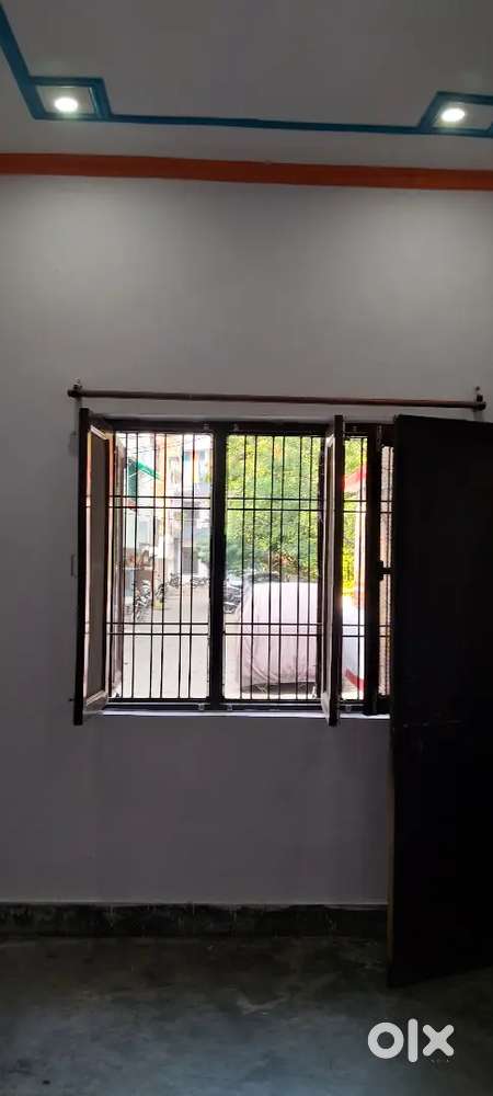 2 room set Sec-9 near central academy indira nagar