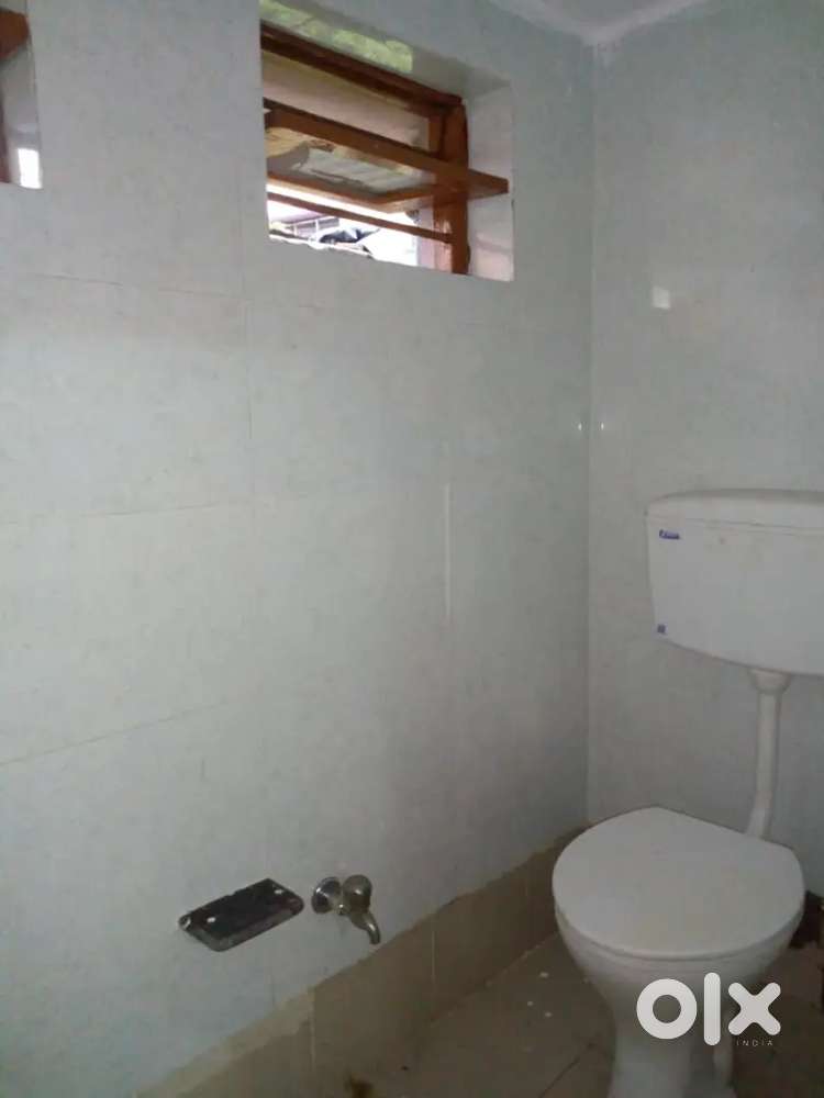 1bhk Ac room Hourly available.
