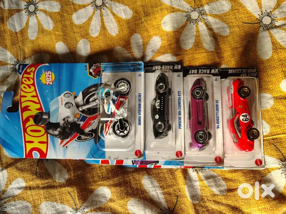 Hotwheels 4car pack