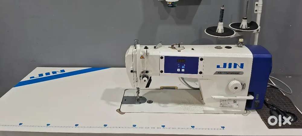 Juki  Tailoring  sewing metion one year old