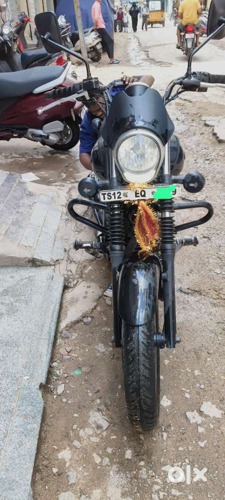 Avenger bike is neat and good running condition