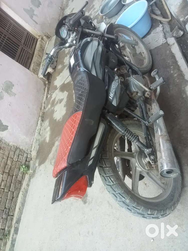 Hf deluxe aaj hi deni h fix price