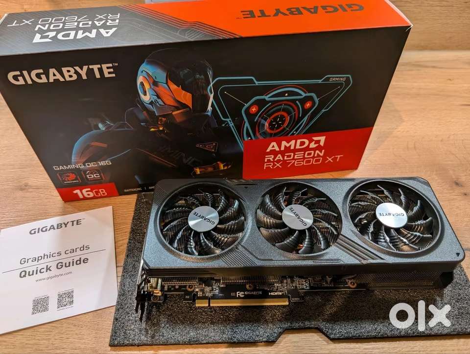 Graphic Card RX 7600 XT 16gb Gigabyte