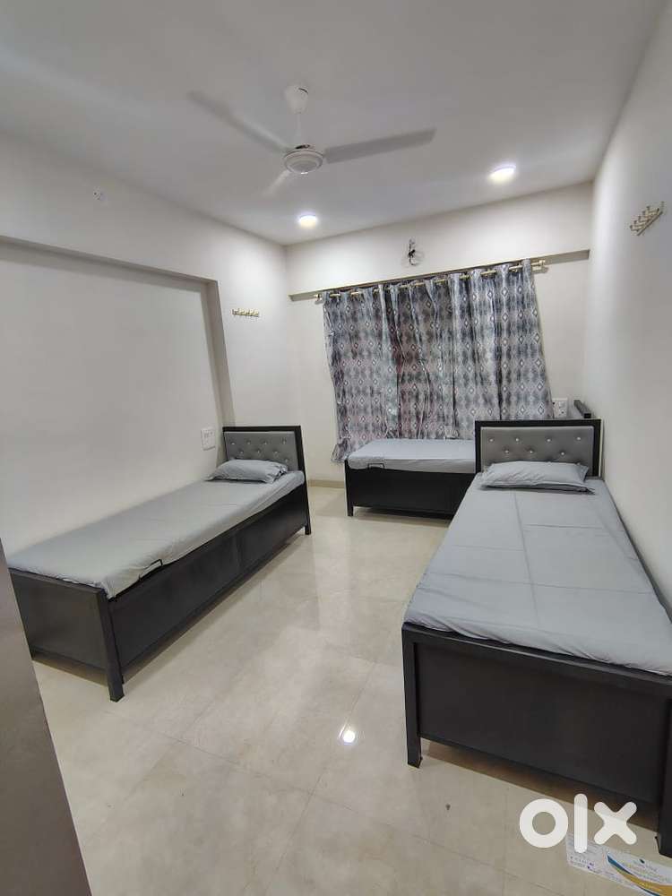 Near MacDonald post office walking boys pg andheri west near railway