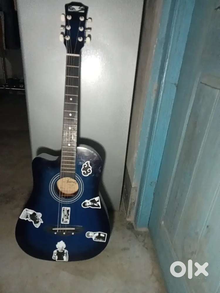 GUITAR IN EXCELLENT CONDITION