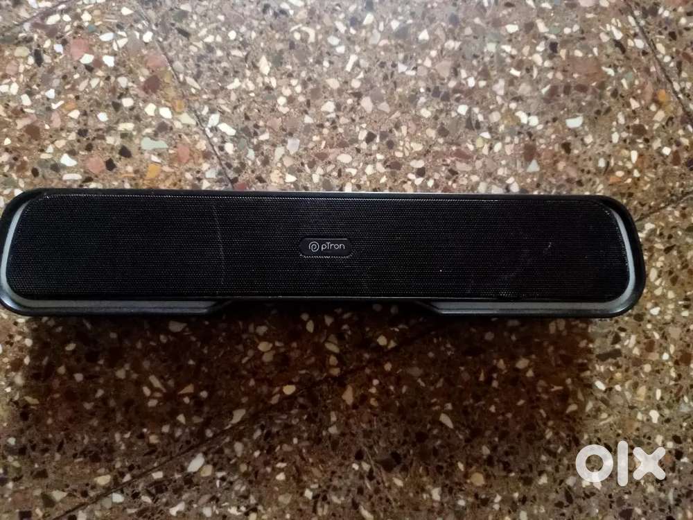 Sound bar and normal speaker
