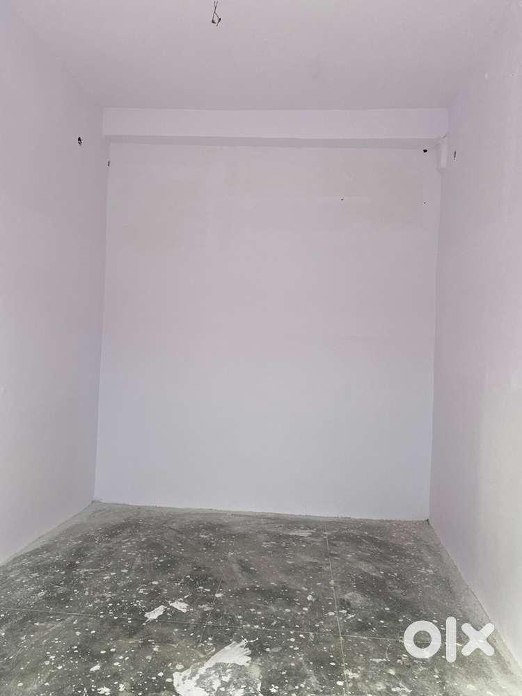 5 shops are availible for rent