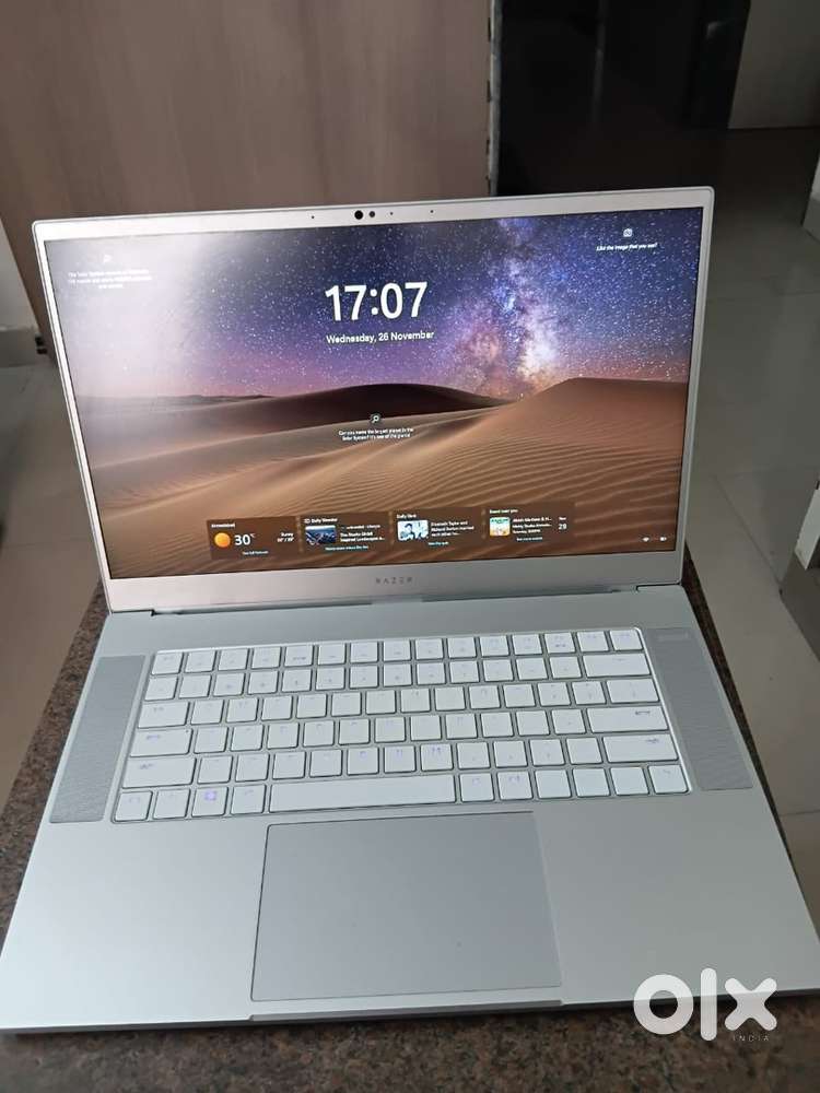 Razer Blade Gaming Laptop  64/512gb
