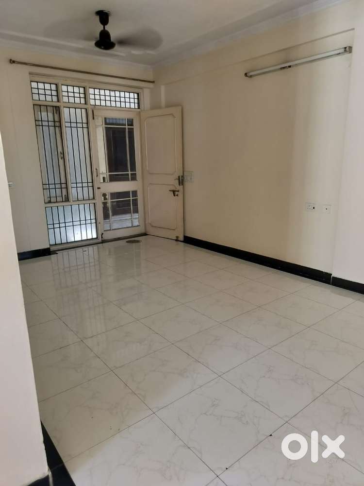 2 bhk flat for family near janta store sarswati residency bapu nagar