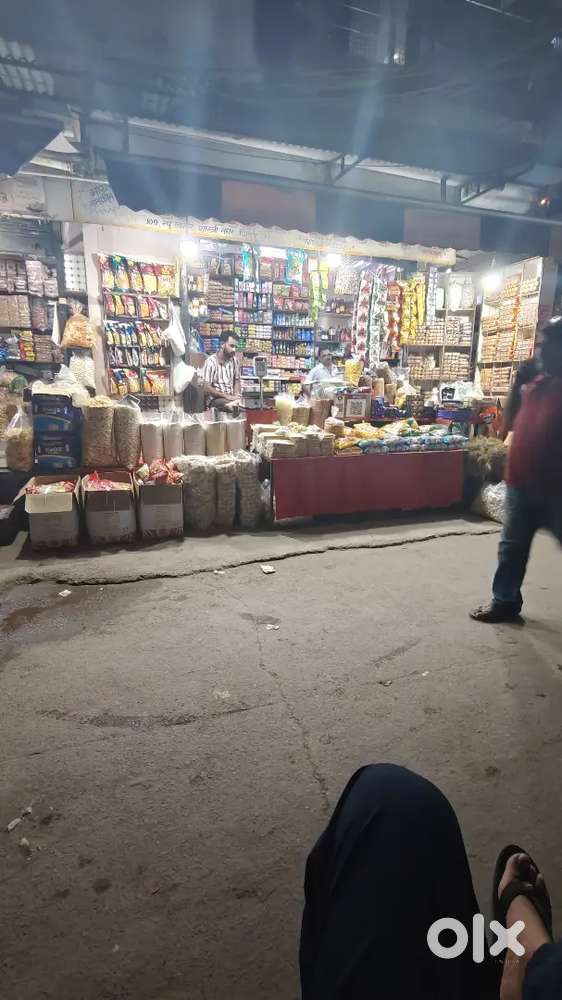 Helper chahiye parchun ke dukan pe