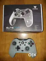 EvoFox Elite X Wireless Gamepad for PC New UNDER WARRANTY