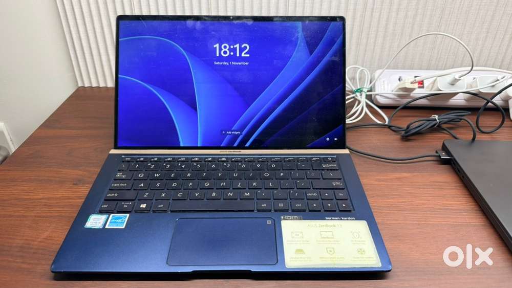 Asus Ultraportable Laptop