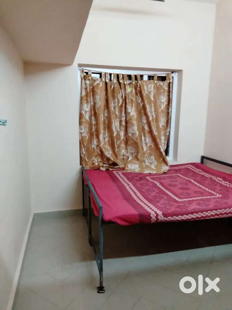1bhk furnished house for rent nr Kaloor Stadium
