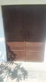 SHOP AT RENT