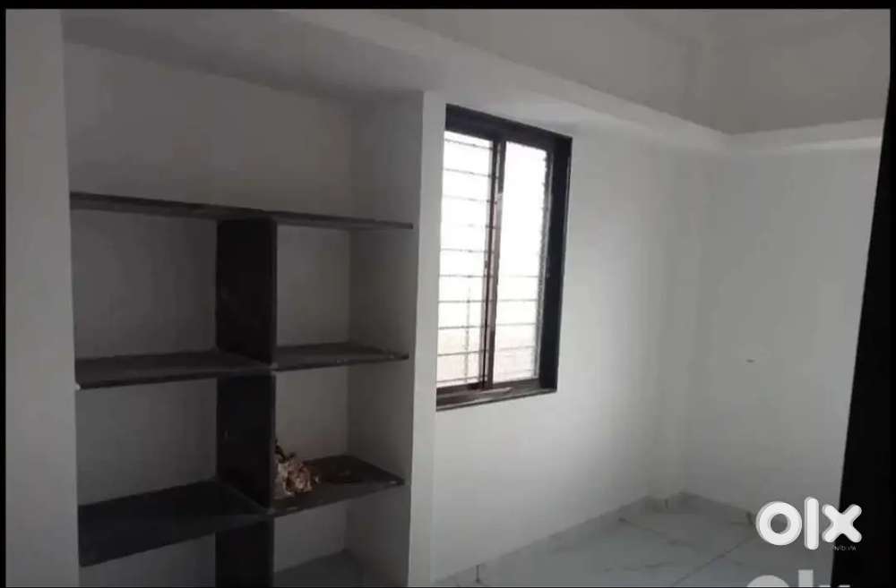 2 bhk flat available on rent