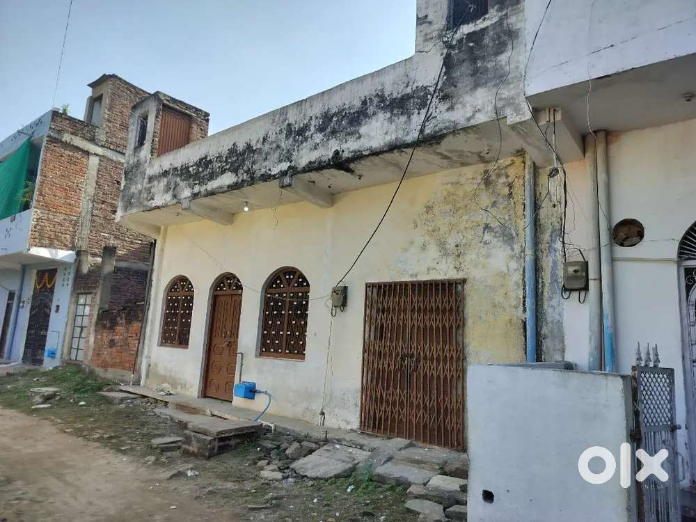 1bhk & 1 single room on terrace